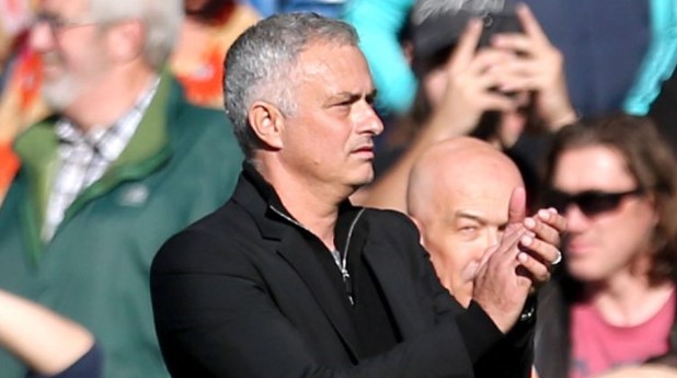 Chelsea’s Marco Ianni should go after sparking Man Utd melee, says Phil Neville