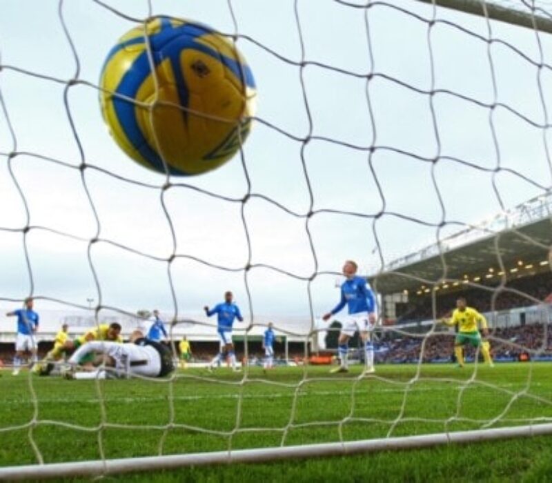 Peterborough - Luton Town-min